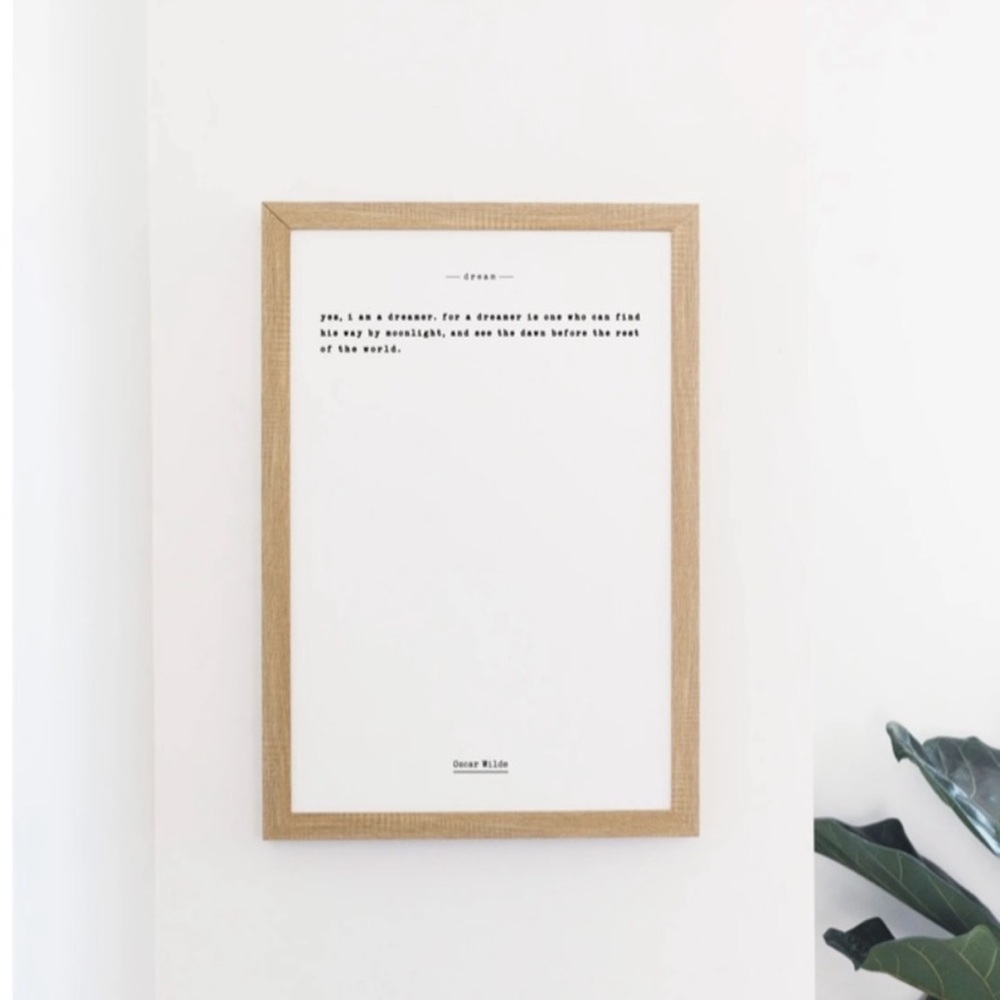 New NWT Petal Lane magnetic board Oscar Wilde dream quote